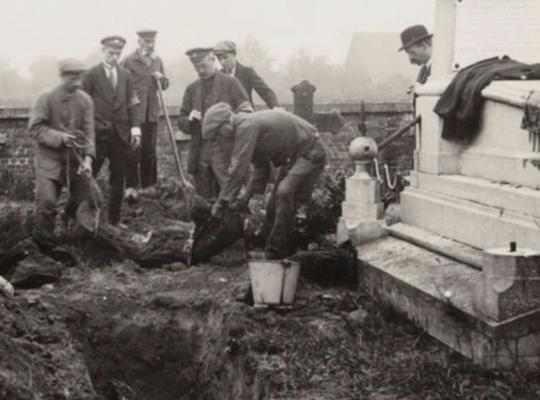 Diest | Ontgravingen kerkhof in najaar van start Diest | Ontgravingen kerkhof in najaar van start